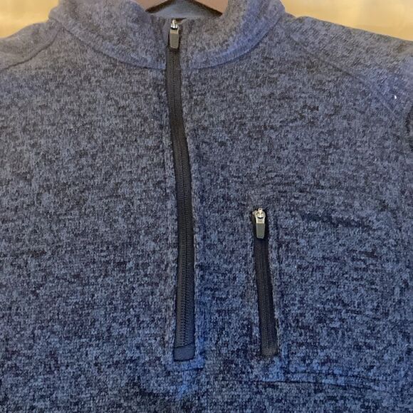 Woolrich Mens 1/4 zip Pullover Top with Long Sleeve in Blue/Black. Size Large. - Picture 3 of 8